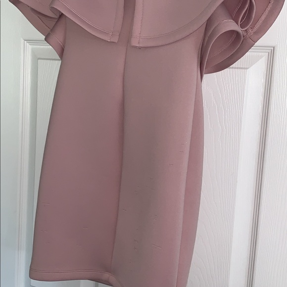 Beautiful Off the Shoulder Dress - Picture 2 of 4